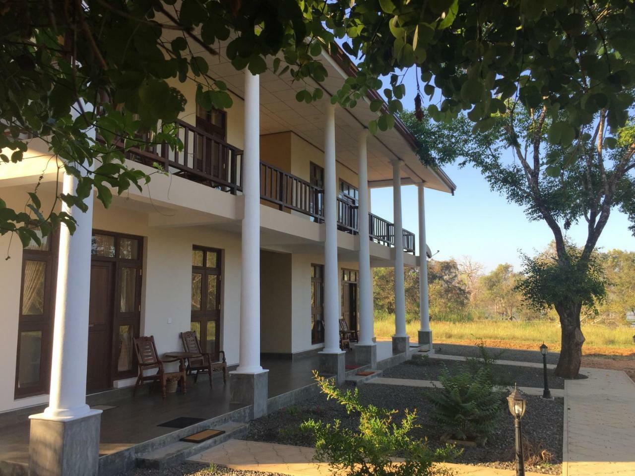 Hotel Goddess Garden Sigirija Zewnętrze zdjęcie