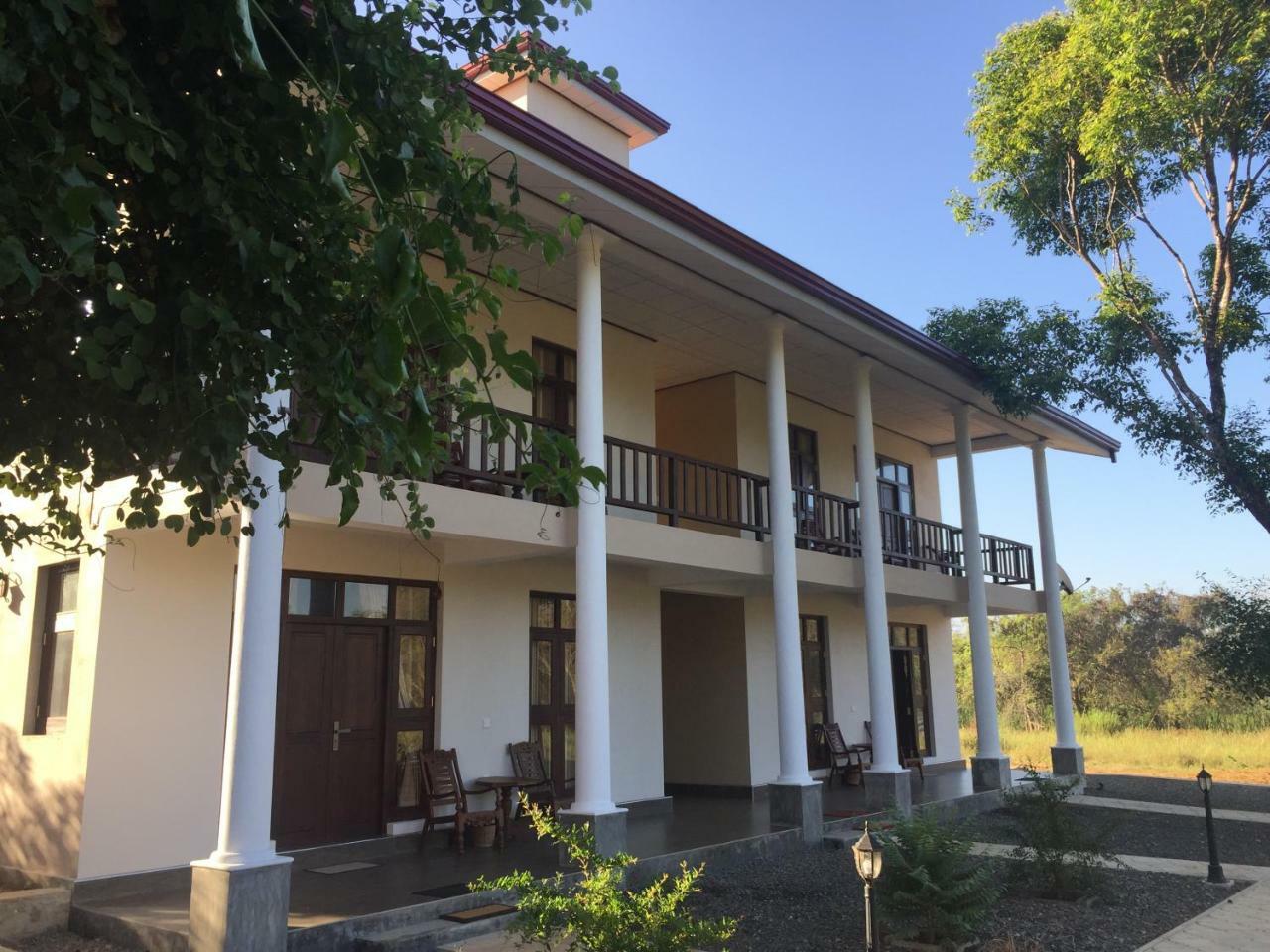 Hotel Goddess Garden Sigirija Zewnętrze zdjęcie